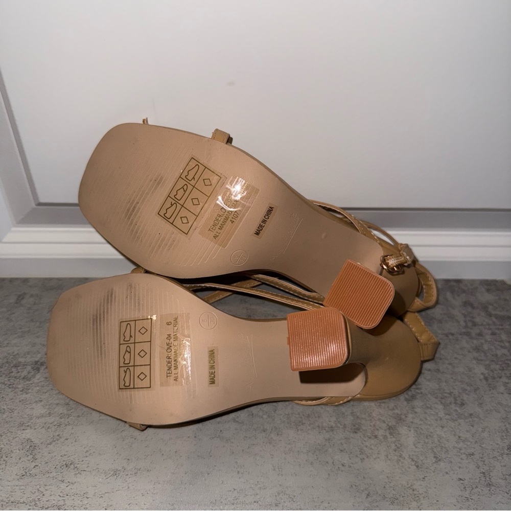 Beige Anna Michelle Heels - Women’s size 6 - Picture 6 of 7